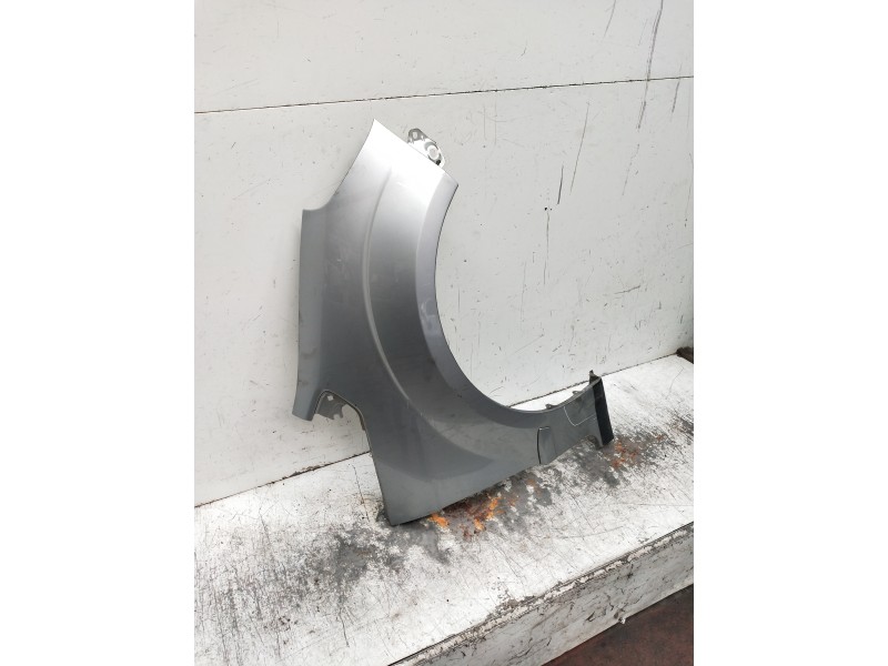 Recambio de aleta delantera derecha para ford galaxy (ca1) ghia referencia OEM IAM   