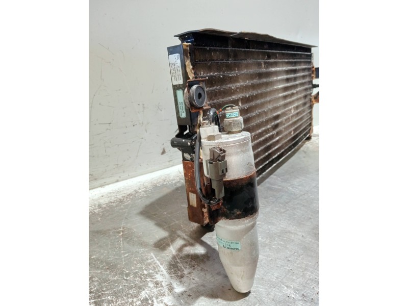 Recambio de condensador / radiador aire acondicionado para nissan sunny berlina (n14) referencia OEM IAM 9210062C60 7235265400 