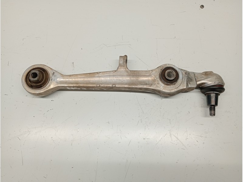 Recambio de brazo suspension inferior delantero derecho para audi a4 avant (b5) 1.9 tdi referencia OEM IAM   