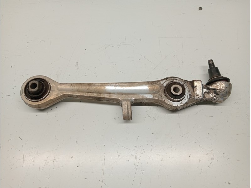 Recambio de brazo suspension inferior delantero derecho para audi a4 avant (b5) 1.9 tdi referencia OEM IAM   