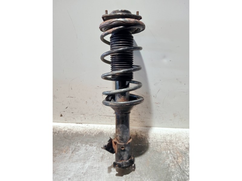 Recambio de amortiguador delantero derecho para nissan sunny berlina (n14) referencia OEM IAM   746913