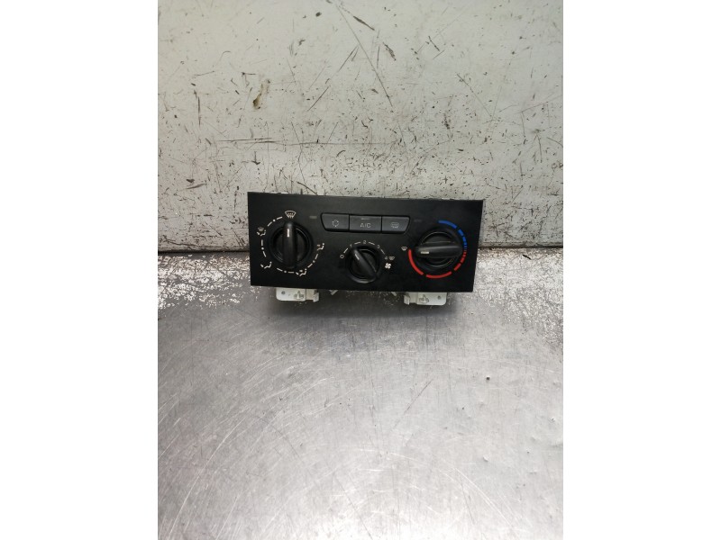 Recambio de mando calefaccion / aire acondicionado para peugeot expert kasten 1.6 16v hdi referencia OEM IAM 1400153380  