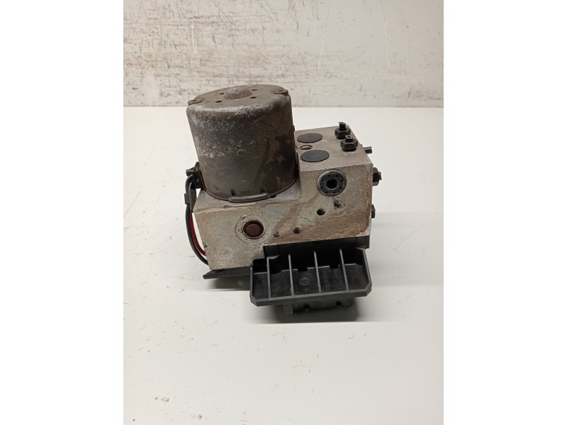 Recambio de abs para audi a4 avant (b5) 1.9 tdi referencia OEM IAM 0265202401 8E0614111T 