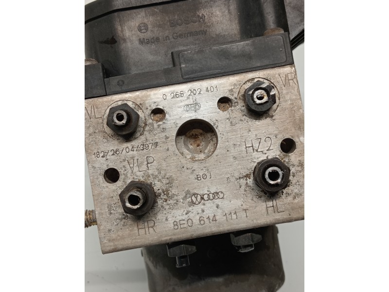 Recambio de abs para audi a4 avant (b5) 1.9 tdi referencia OEM IAM 0265202401 8E0614111T 