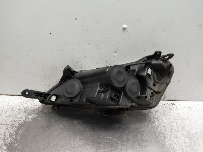 Recambio de faro derecho para peugeot expert kasten 1.6 16v hdi referencia OEM IAM   
