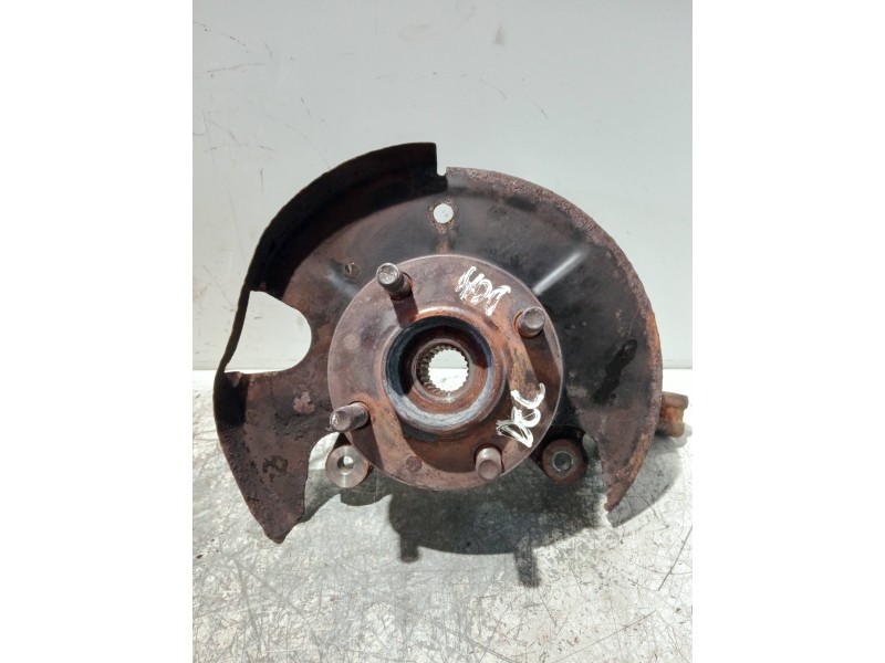 Recambio de mangueta delantera derecha para nissan sunny berlina (n14) referencia OEM IAM   