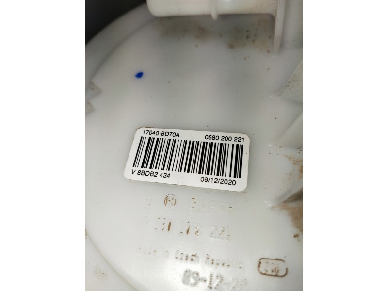 Recambio de bomba combustible para nissan qashqai (j11) referencia OEM IAM 17040BD70A 0580200221 