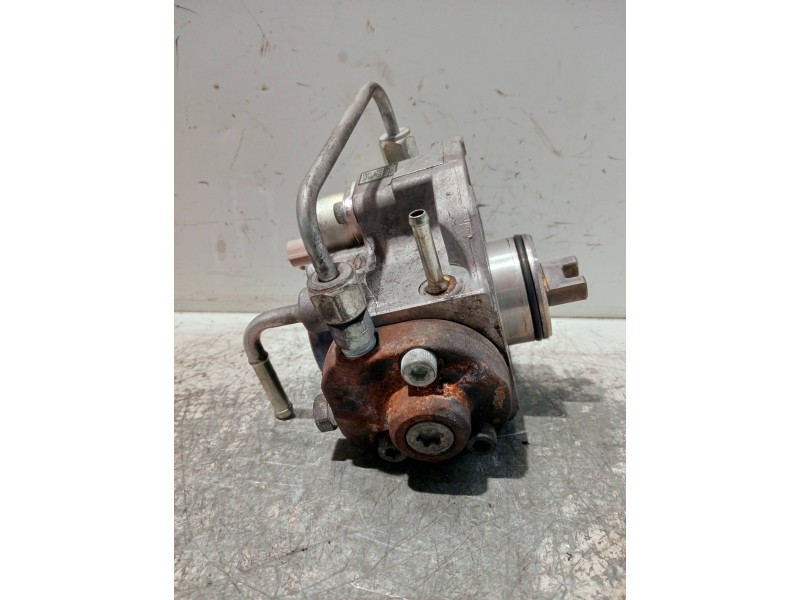 Recambio de bomba inyeccion para toyota corolla verso (r1) 2.2 turbodiesel cat referencia OEM IAM HU2940000314 221000R010 