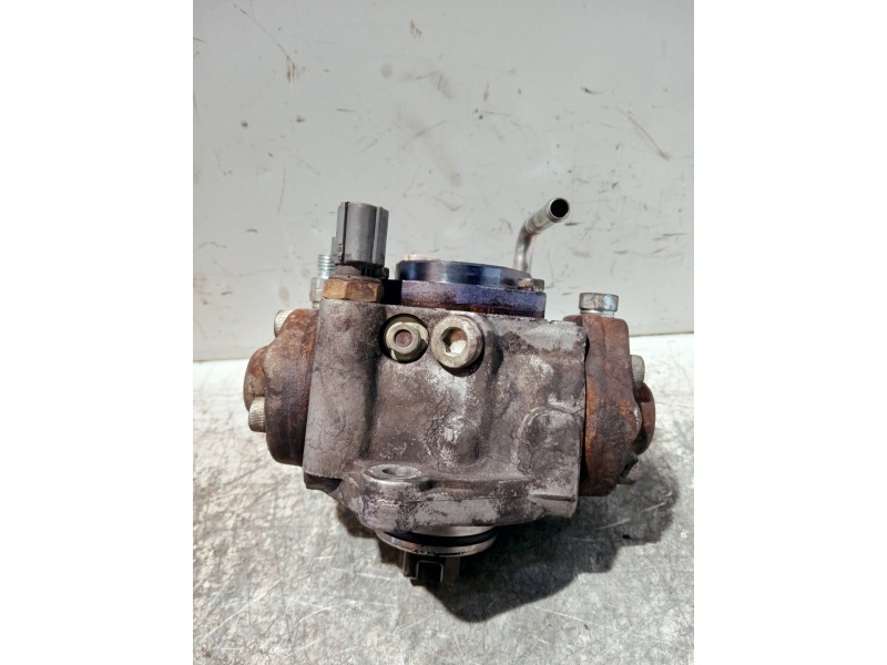 Recambio de bomba inyeccion para toyota corolla verso (r1) 2.2 turbodiesel cat referencia OEM IAM HU2940000314 221000R010 
