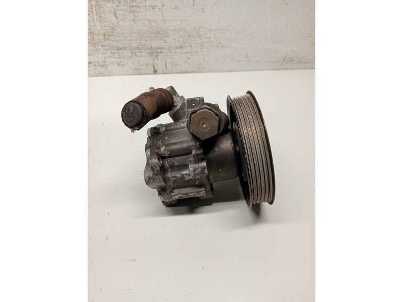 Recambio de bomba direccion para audi a4 avant (b5) 1.9 tdi referencia OEM IAM   