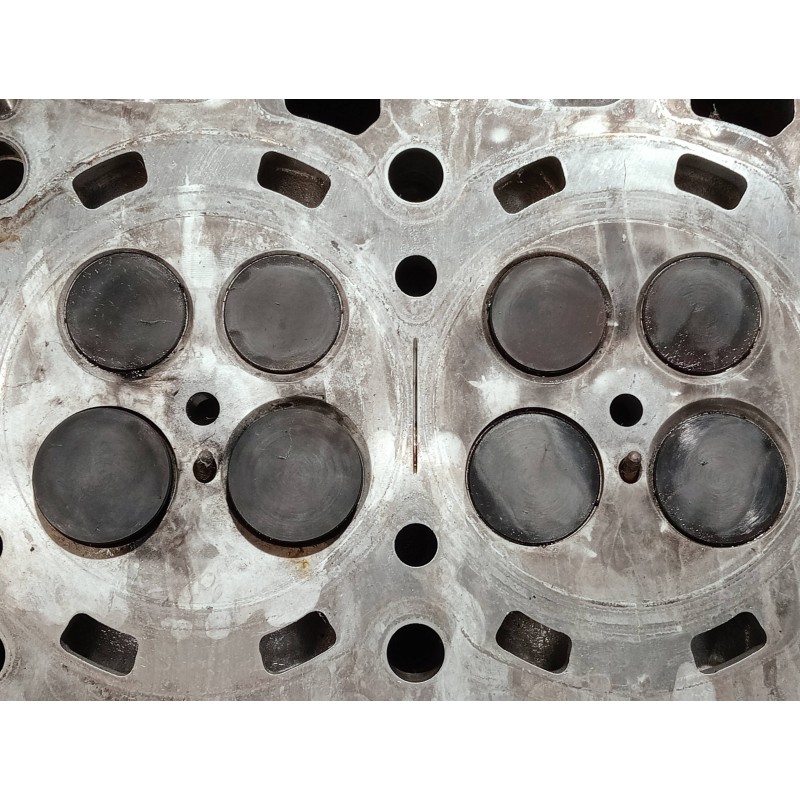 Recambio de culata para toyota corolla verso (r1) 2.2 turbodiesel cat referencia OEM IAM  112010R010 