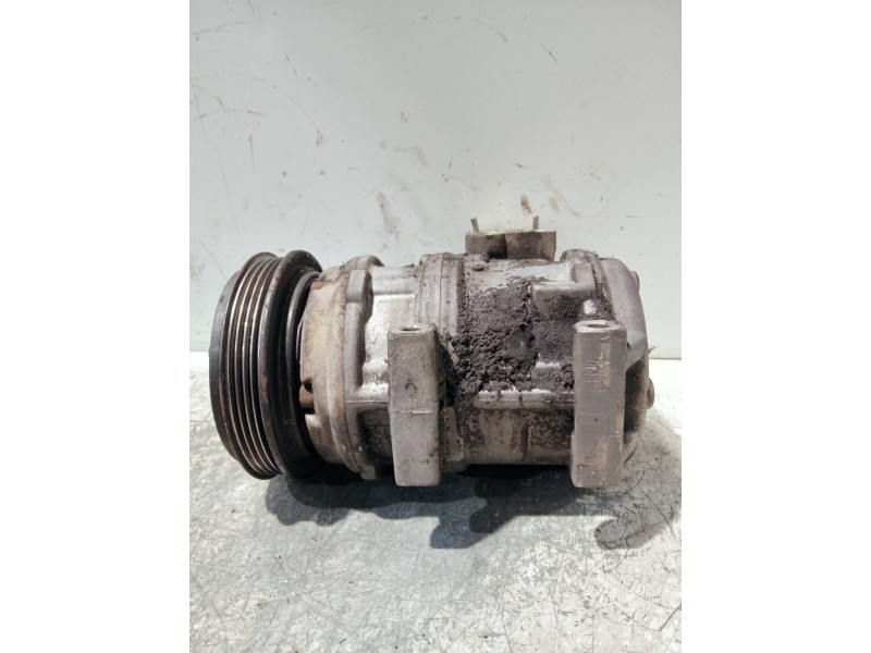 Recambio de compresor aire acondicionado para kia carnival td ls referencia OEM IAM 1315012000  