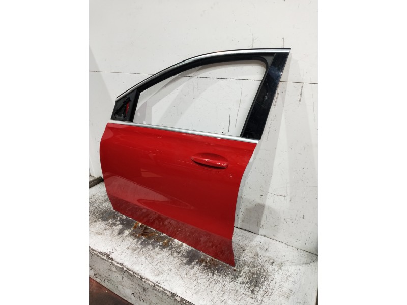 Recambio de puerta delantera izquierda para mercedes clase b (w247) b 200 d referencia OEM IAM   5P
