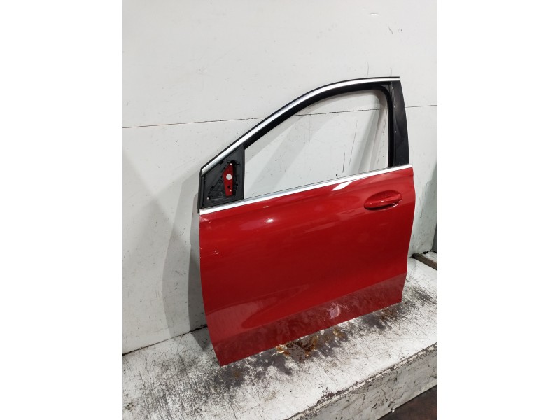 Recambio de puerta delantera izquierda para mercedes clase b (w247) b 200 d referencia OEM IAM   5P