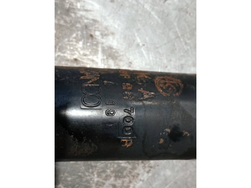 Recambio de amortiguador trasero derecho para kia carnival td ls referencia OEM IAM 0K55F28700B  