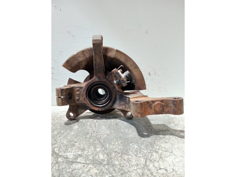 Recambio de mangueta delantera izquierda para kia carnival td ls referencia OEM IAM   