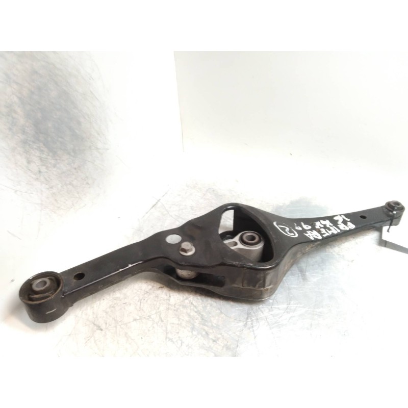 Recambio de brazo suspension inferior trasero derecho para nissan primera berlina (p11) 1.6 16v cat referencia OEM IAM   