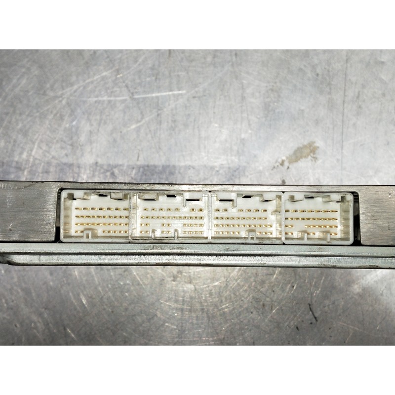 Recambio de centralita motor uce para toyota corolla verso (r1) 2.2 turbodiesel cat referencia OEM IAM 896610F100  