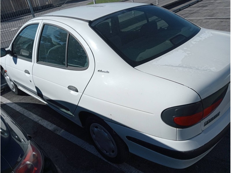 renault megane i classic (la0) del año 1999 renault megane i classic (la0) del año 1999
