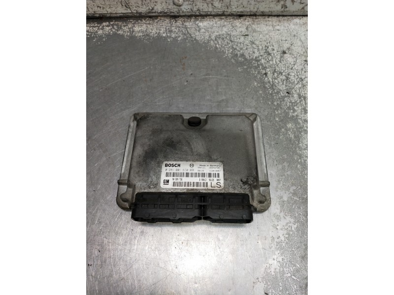 Recambio de centralita motor uce para opel astra g berlina referencia OEM IAM 0281001670 28SA3739 90589736