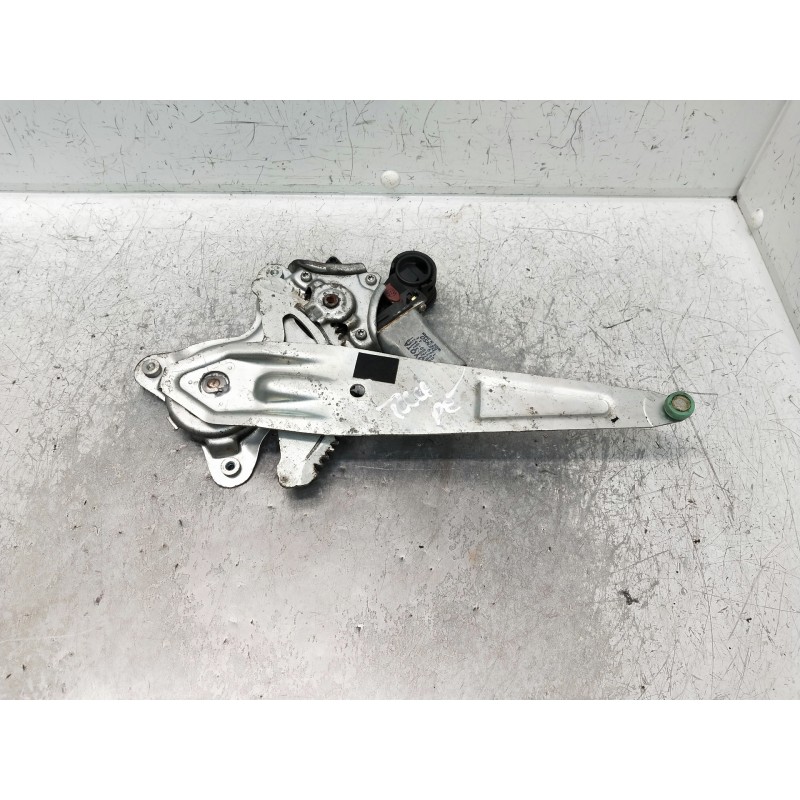 Recambio de elevalunas trasero derecho para toyota rav 4 (a2) 2.0 16v cat referencia OEM IAM 8572032150 0621009521 5P