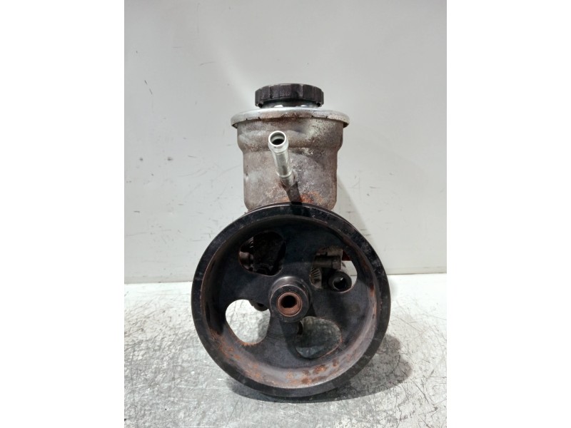 Recambio de bomba direccion para toyota corolla verso (r1) referencia OEM IAM 12180  