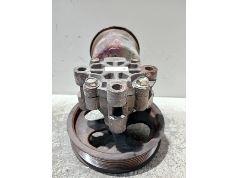 Recambio de bomba direccion para toyota corolla verso (r1) referencia OEM IAM 12180  