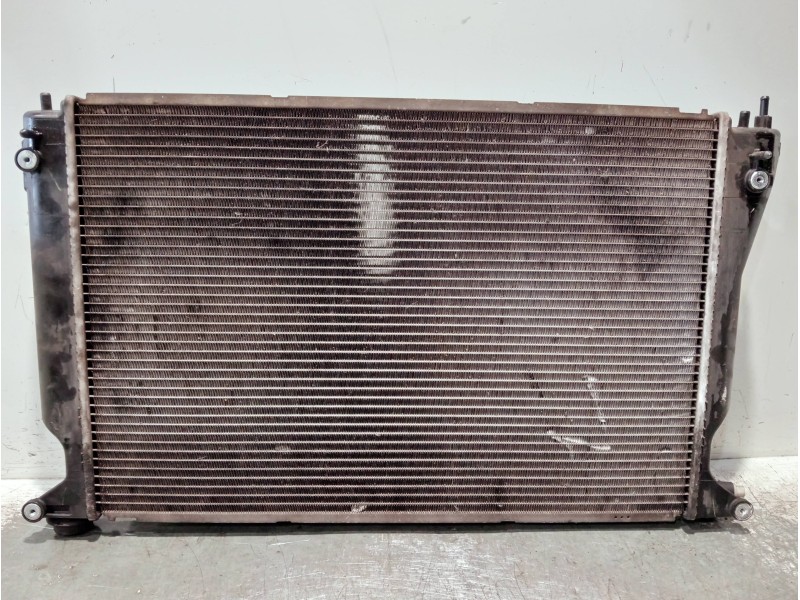 Recambio de radiador agua para toyota corolla verso (r1) referencia OEM IAM MN4221337670  
