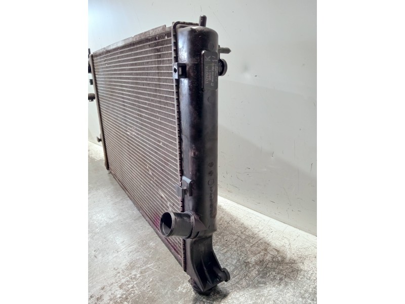 Recambio de radiador agua para toyota corolla verso (r1) referencia OEM IAM MN4221337670  