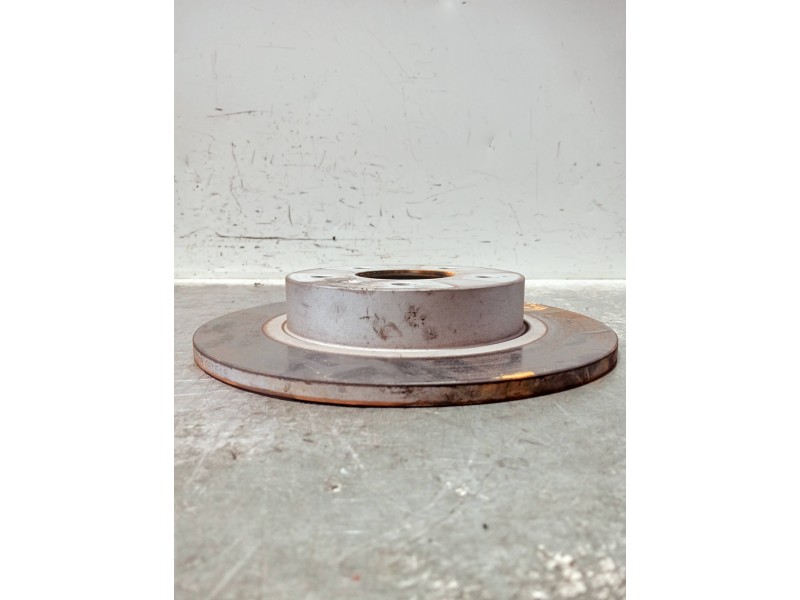 Recambio de disco freno trasero para opel astra gtc referencia OEM IAM    Recambio de disco freno trasero para opel astra gtc referencia OEM IAM