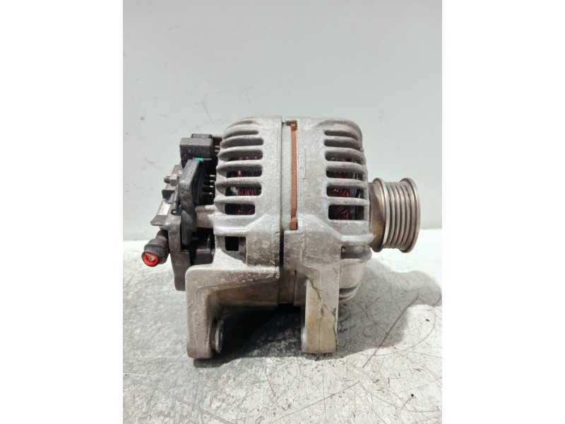 Recambio de alternador para opel astra gtc referencia OEM IAM 55556067 0124425020 
