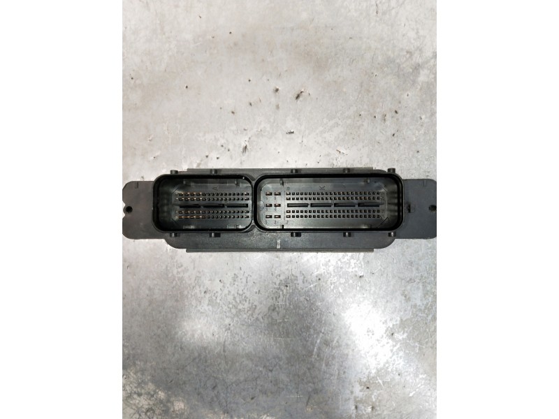 Recambio de centralita motor uce para volkswagen scirocco (138) referencia OEM IAM 0261S09528 04E907309AE 