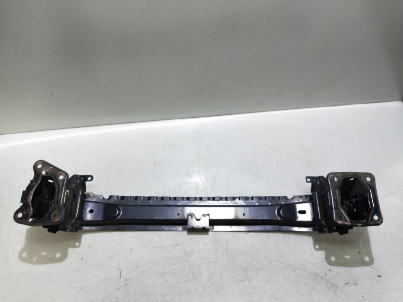 Recambio de refuerzo paragolpes delantero para mazda 3 berlina (bk) 2.0 sportive referencia OEM IAM   