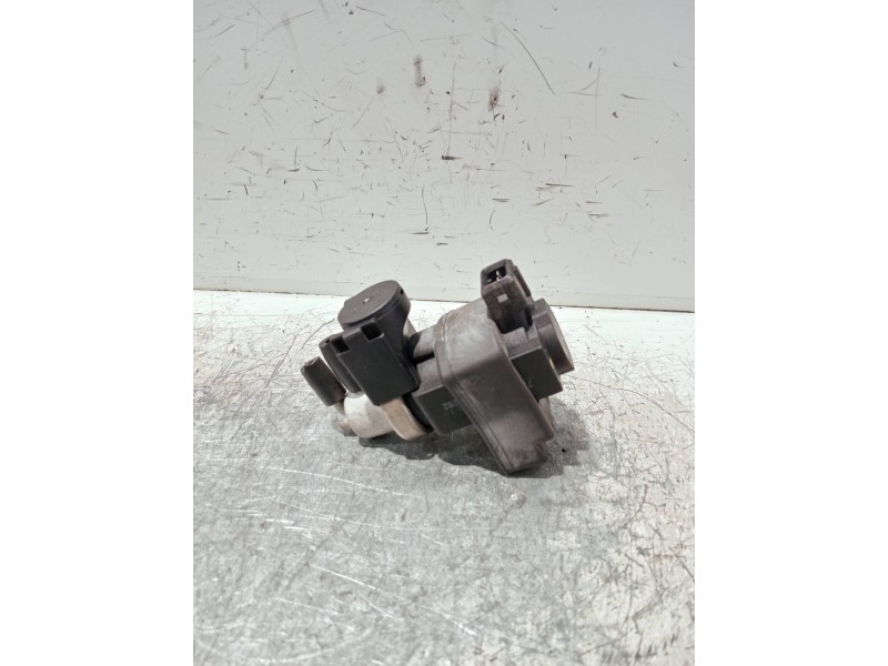 Recambio de valvula aire adicional para hyundai sonata (nf) referencia OEM IAM 36611200  