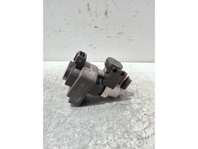 Recambio de valvula aire adicional para hyundai sonata (nf) referencia OEM IAM 36611200  