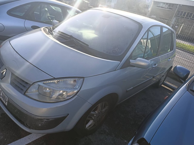 renault scenic ii del año 2003