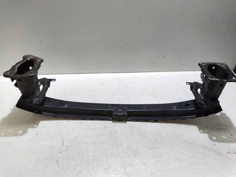 Recambio de refuerzo paragolpes delantero para mazda 3 berlina (bk) 2.0 sportive referencia OEM IAM   