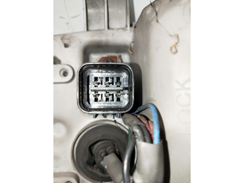 Recambio de faro delantero para kia carnival td ls referencia OEM IAM   