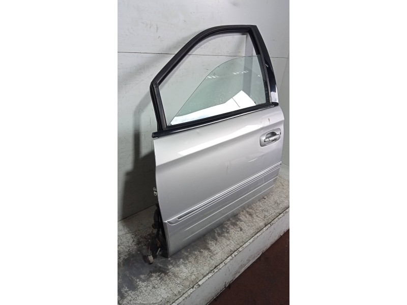 Recambio de puerta delantera izquierda para chrysler voyager (rg) 2.8 crd grand voyager limited referencia OEM IAM   5P