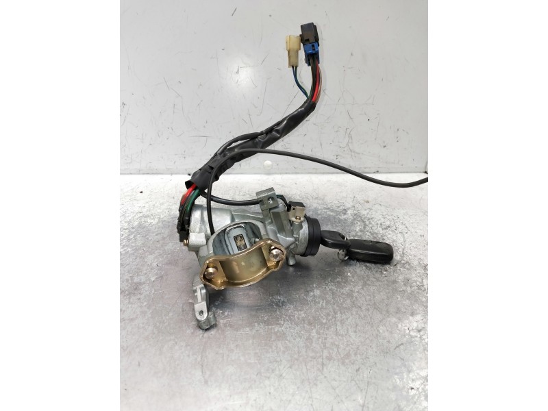 Recambio de conmutador de arranque para kia carnival td ls referencia OEM IAM 47361A  