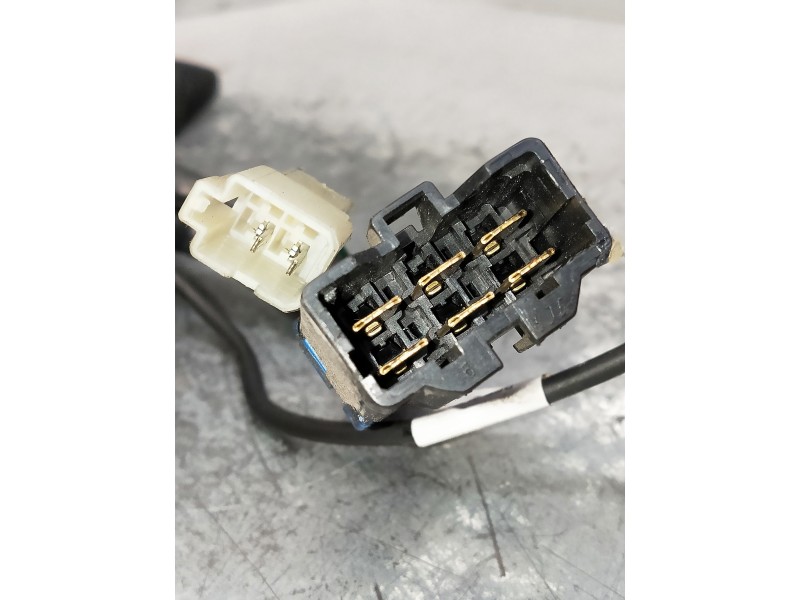 Recambio de conmutador de arranque para kia carnival td ls referencia OEM IAM 47361A  