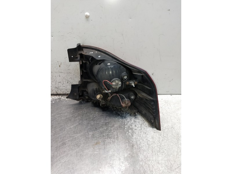 Recambio de piloto trasero izquierdo para ssangyong actyon 2.0 td cat referencia OEM IAM   