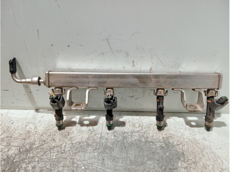 Recambio de rampa inyectora para ford galaxy (ca1) ghia referencia OEM IAM 4M5G9D280DB L81113150A 