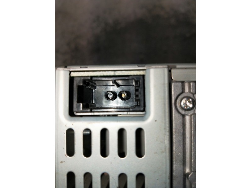 Recambio de sistema audio / radio cd para volvo s40 berlina 2.0 d kinetic referencia OEM IAM 307752841  