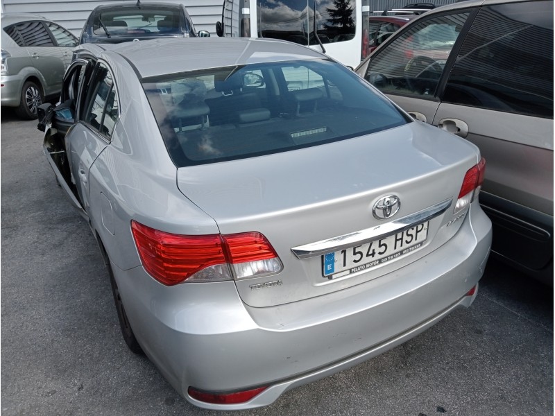 toyota avensis (t27) del año 2013