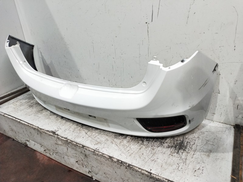Recambio de paragolpes trasero para kia ceed referencia OEM IAM   
