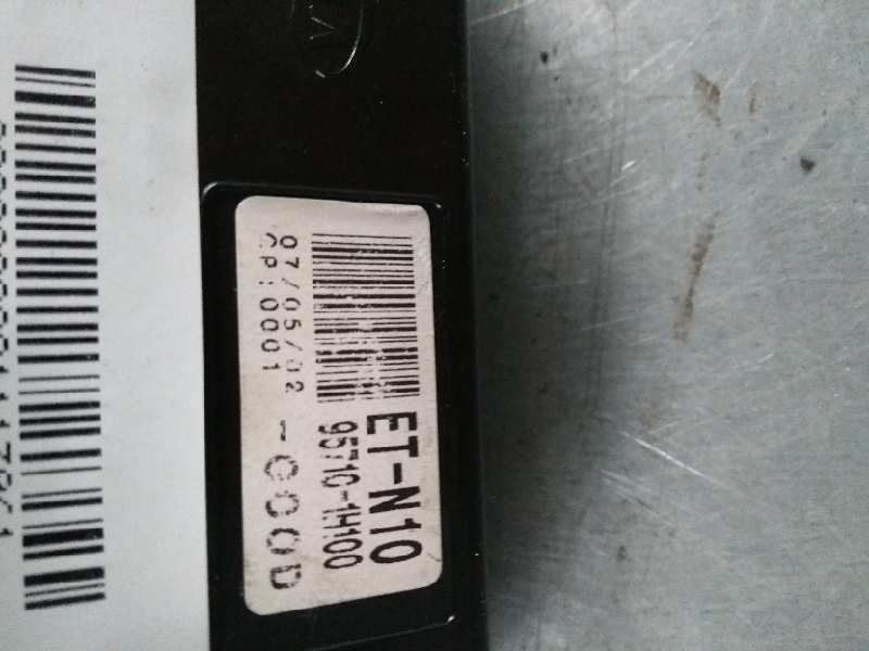 Recambio de pantalla multifuncion para kia cee´d sporty wagon ex referencia OEM IAM 957101H100  