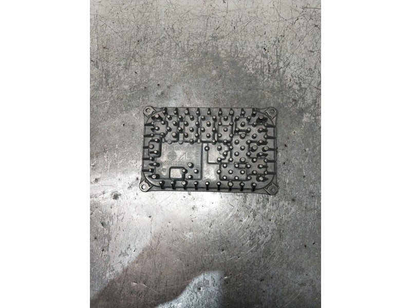 Recambio de centralita faros xenon para mercedes clase b (w247) b 200 d referencia OEM IAM A2479004807 511908300550 140100033703