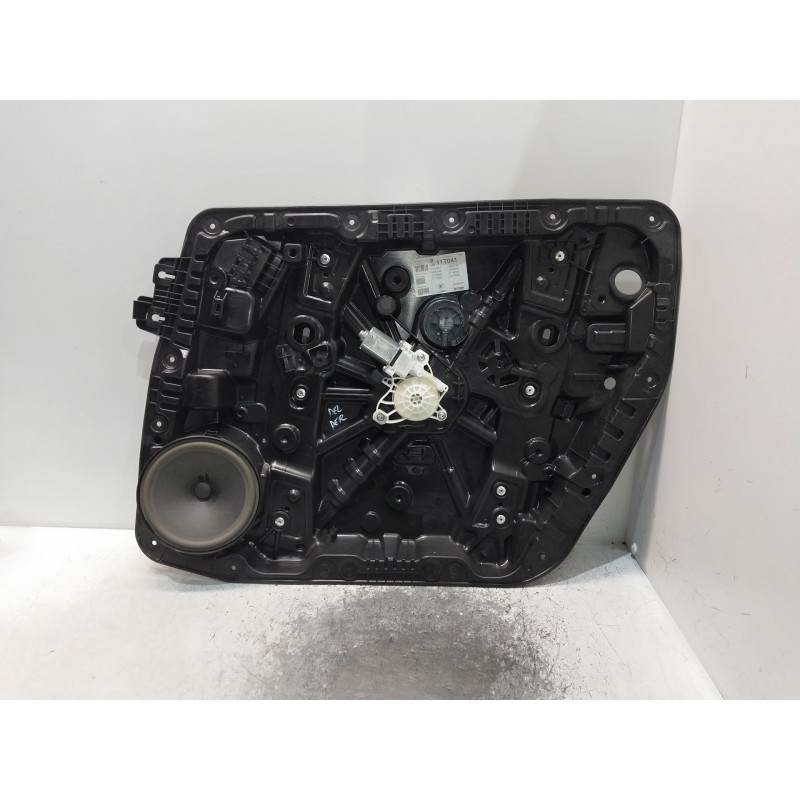 Recambio de elevalunas delantero derecho para mercedes clase b (w247) b 200 d referencia OEM IAM A1775409610 A2478201402 5P
