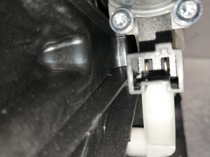 Recambio de elevalunas delantero derecho para mercedes clase b (w247) b 200 d referencia OEM IAM A1775409610 A2478201402 5P